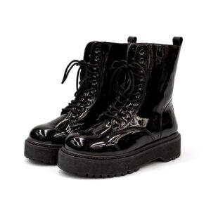 weebo-946668385_04 WEEBOO