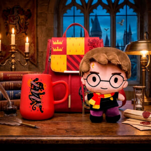 Kit   Mágico   Casa   del   León   -   Mochila,   Peluche   y   Taza   Coleccionable